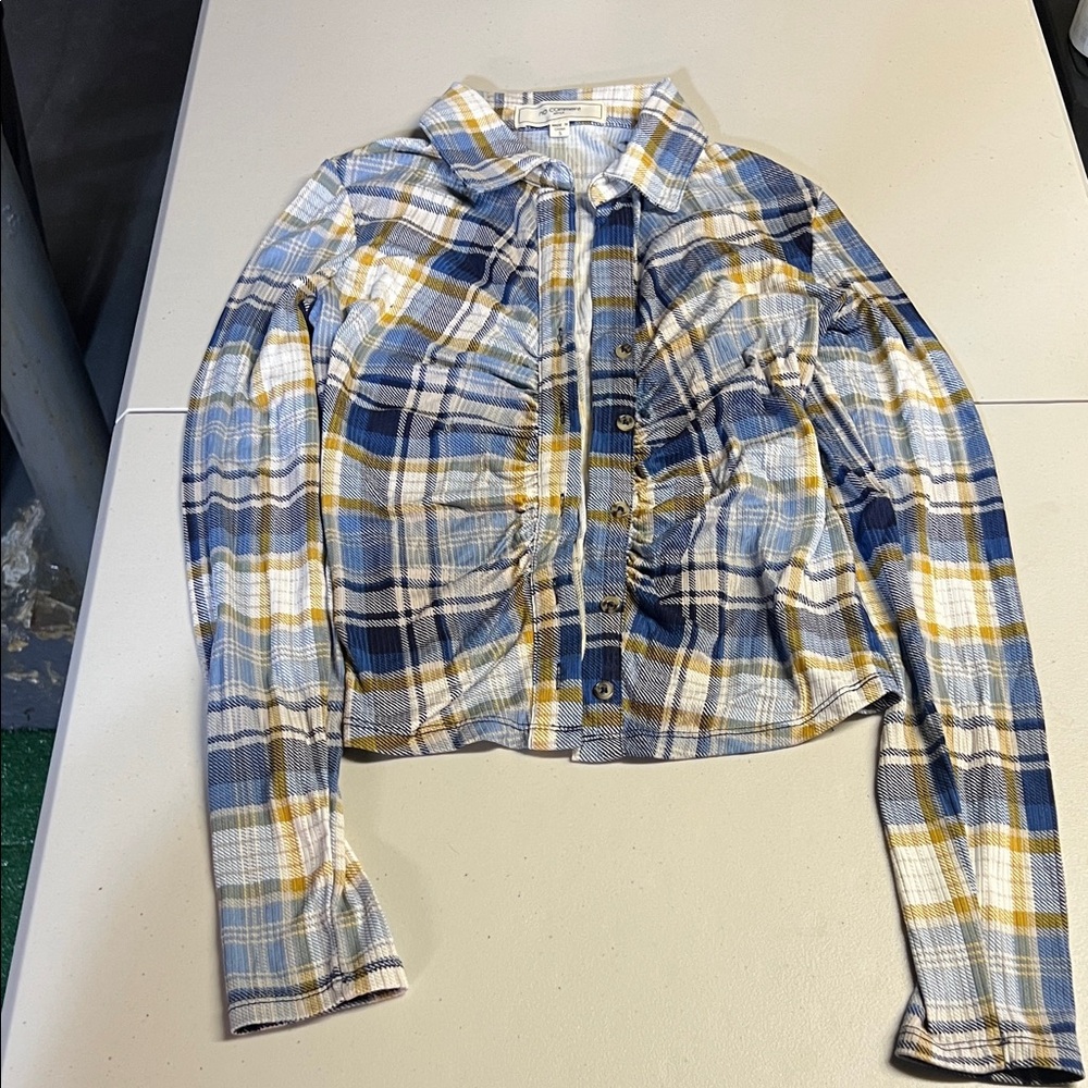 Brand: No Commnet Plaid Button-Up Shirt in Blue and Yellow. Size: Small